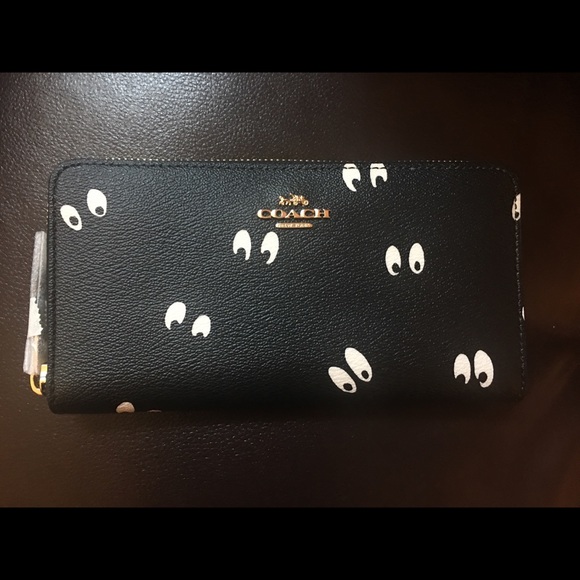 Disney Coach Snow White Tote And Wallet - Picture 3 of 8